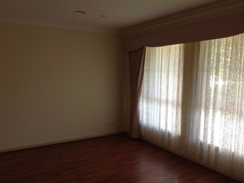 3 Lindenow Court, Cranbourne VIC 3977