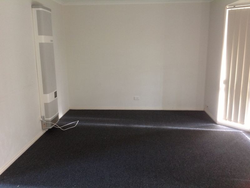 39 Bellbrae Crescent, Cranbourne VIC 3977