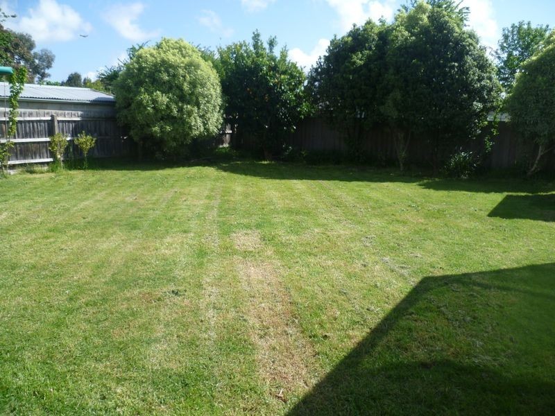 63 Cochrane Street, Cranbourne VIC 3977