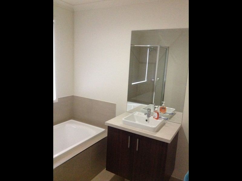 302 Casey Fields Boulevard, Cranbourne VIC 3977