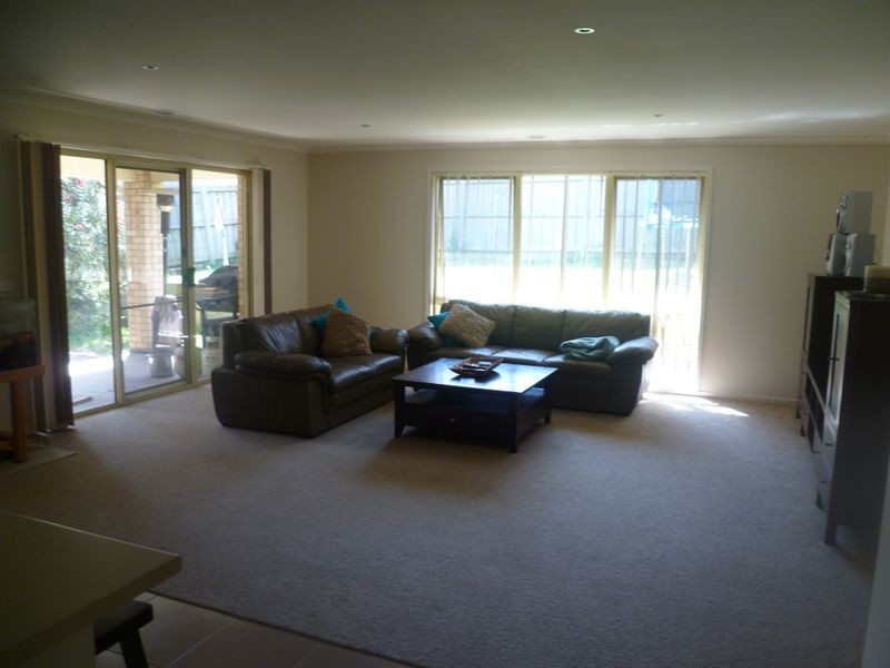 9 Golden Way, Skye VIC 3977