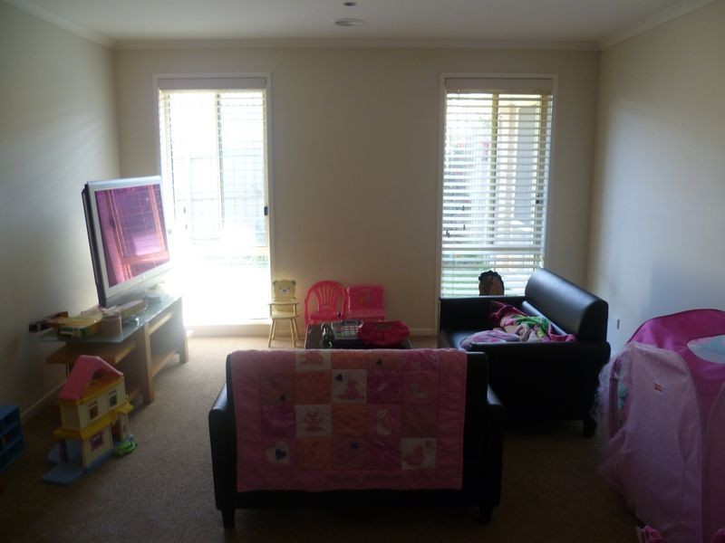 9 Golden Way, Skye VIC 3977