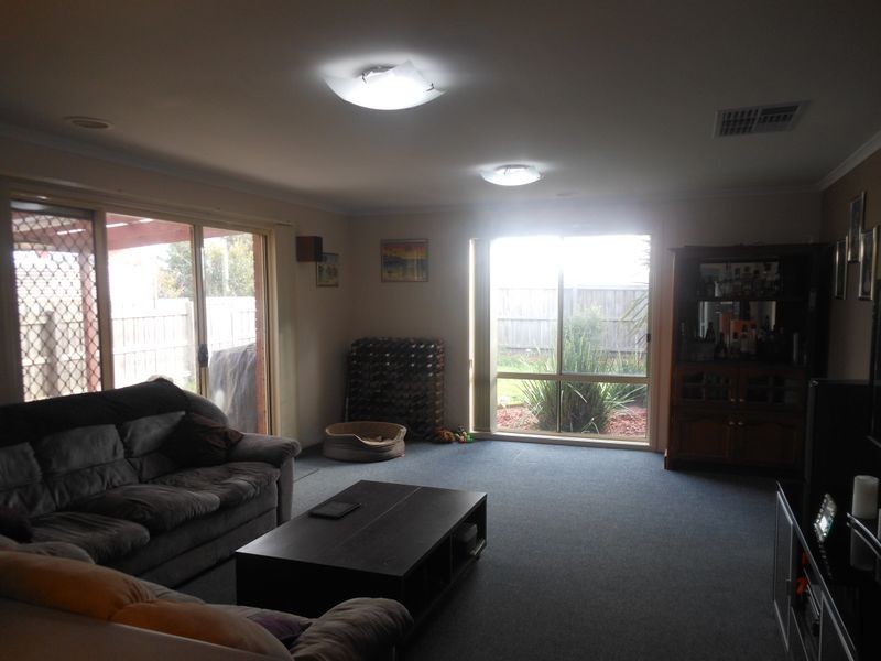 34 Merribah Way, Cranbourne VIC 3977