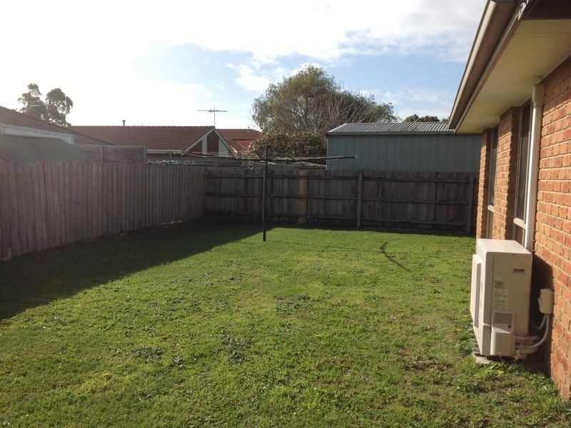 40 Hoysted Avenue, Cranbourne VIC 3977