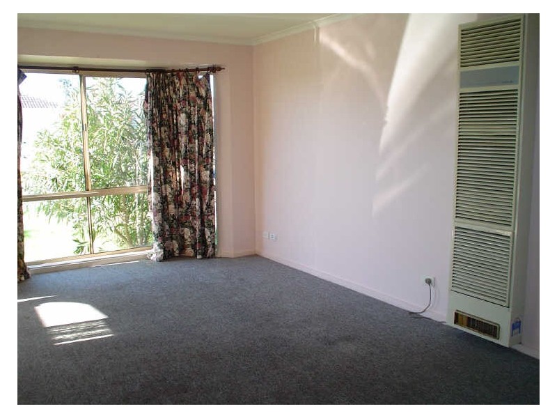 18 Cirai Cresent, Cranbourne VIC 3977