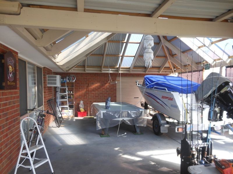 5 Roebourne Mews, Cranbourne VIC 3977