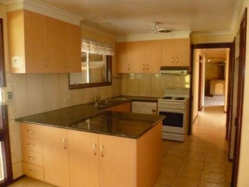 15 Collison Road, Cranbourne VIC 3977