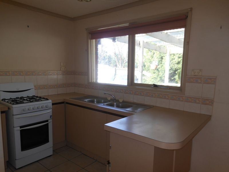 7 Lachlan Close, Cranbourne VIC 3977