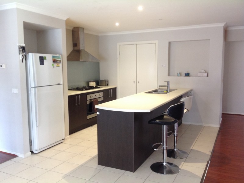 4 Faldo Place, Cranbourne North VIC 3977