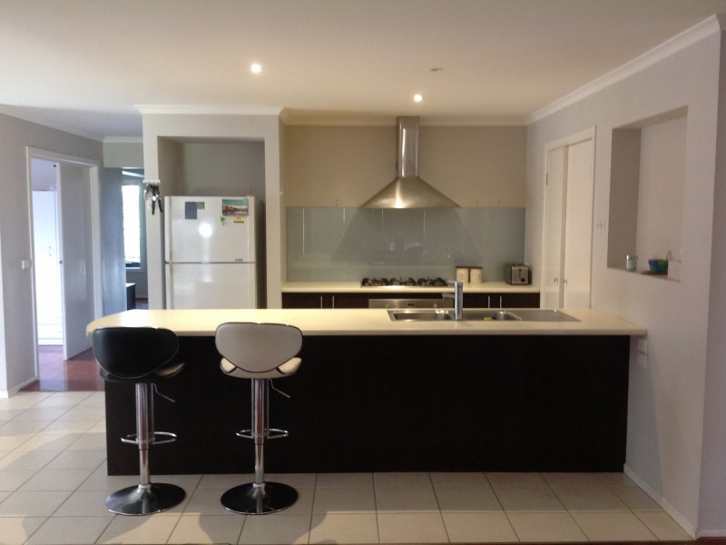 4 Faldo Place, Cranbourne North VIC 3977