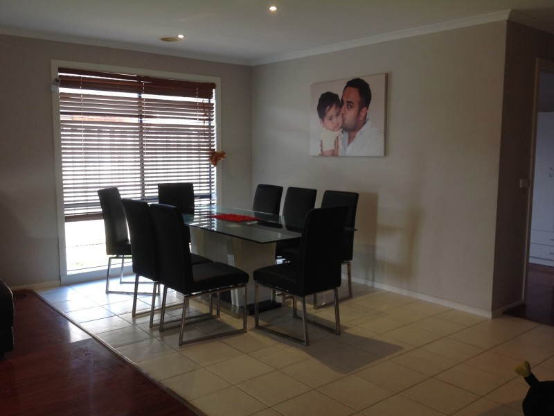 4 Faldo Place, Cranbourne North VIC 3977