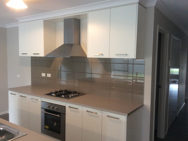 94 Elmslie Drive, Cranbourne East VIC 3977