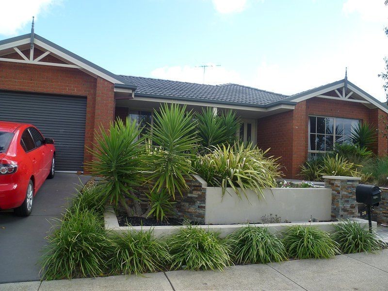 26 Silky Oak Drive, Cranbourne VIC 3977
