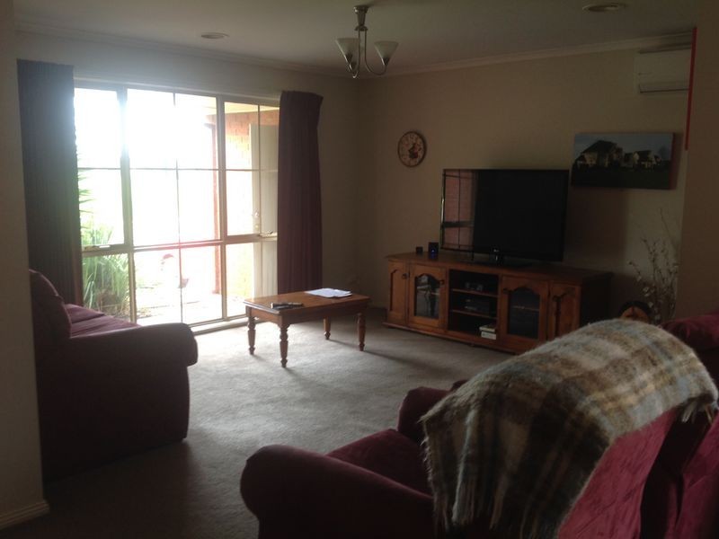 26 Silky Oak Drive, Cranbourne VIC 3977