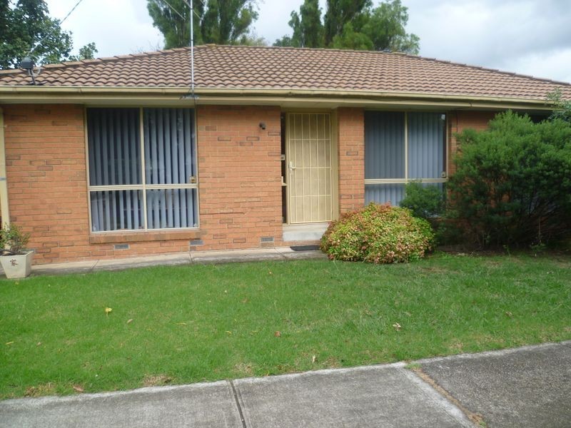 Unit 2/20 Cochrane Street, Cranbourne VIC 3977