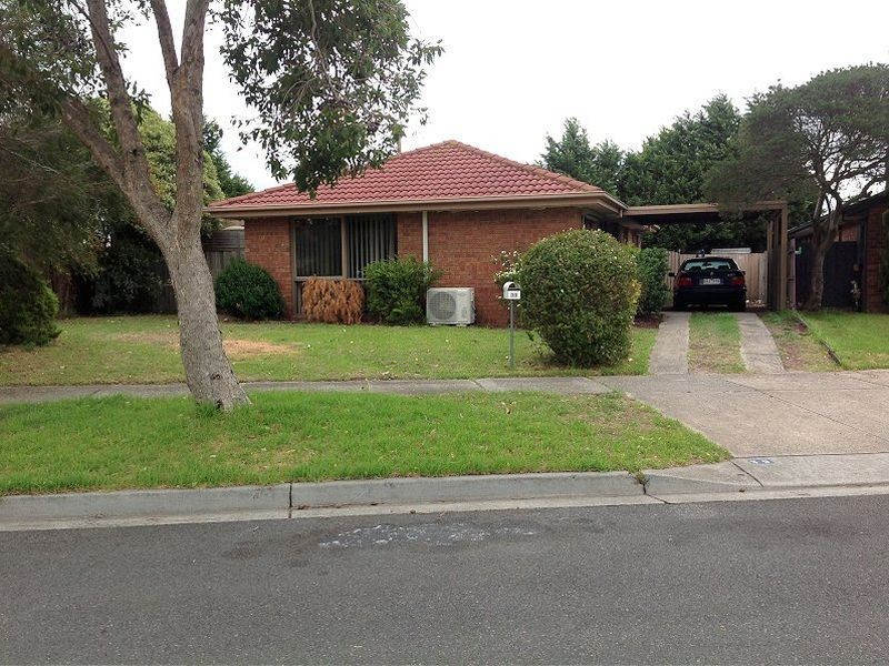 39 Josephine Avenue, Cranbourne VIC 3977