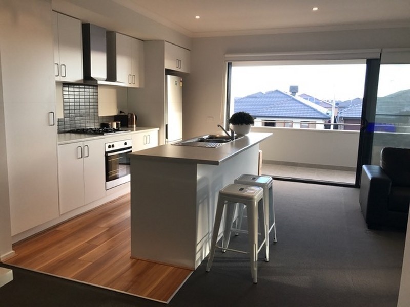 2 Timble way, Clyde North VIC 3978