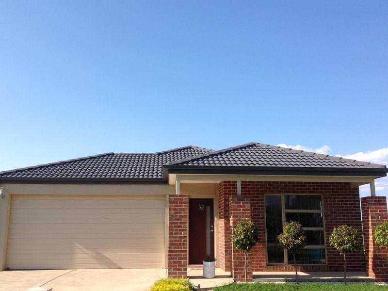 108 Alisma Blvd, Cranbourne VIC 3977