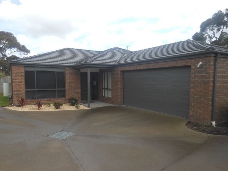 4/21 Elizabeth Street, Cranbourne VIC 3977