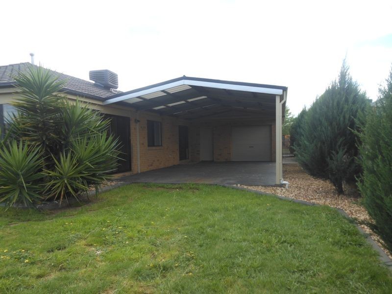 36 Boronia Avenue, Cranbourne VIC 3977