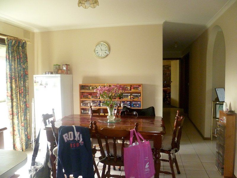 25 Keipha Road, Cranbourne VIC 3977