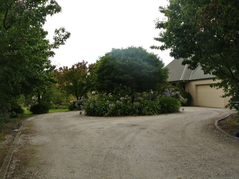 9-11 Madelyn court, Cranbourne South VIC 3977