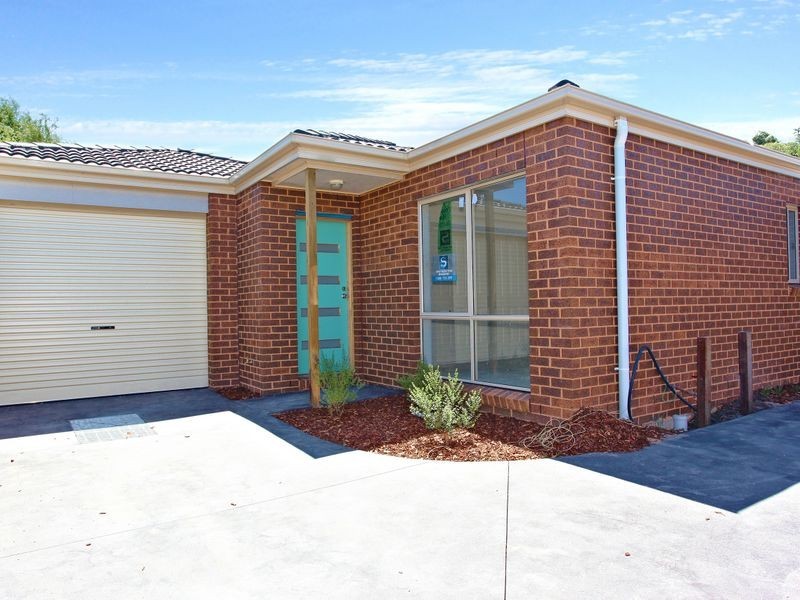 Unit 2/23 Clarendon Street, Cranbourne VIC 3977
