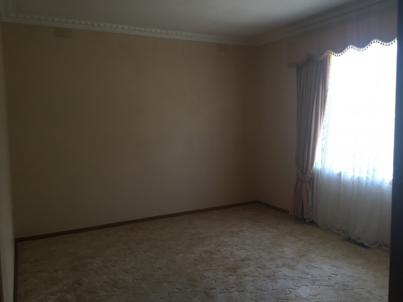 18 Olive Road, Devon Meadows VIC 3977