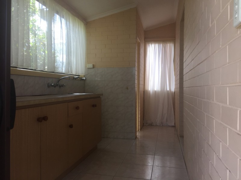 18 Olive Road, Devon Meadows VIC 3977