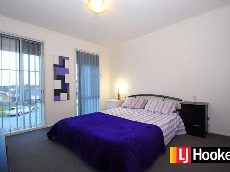 10 Helmsdale Court, Cranbourne VIC 3977