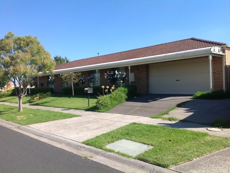 1 Connor Mews, Cranbourne VIC 3977