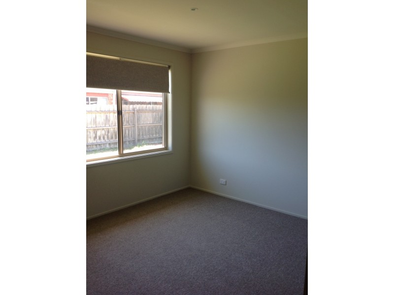 21 Jessie Street, Cranbourne North VIC 3977