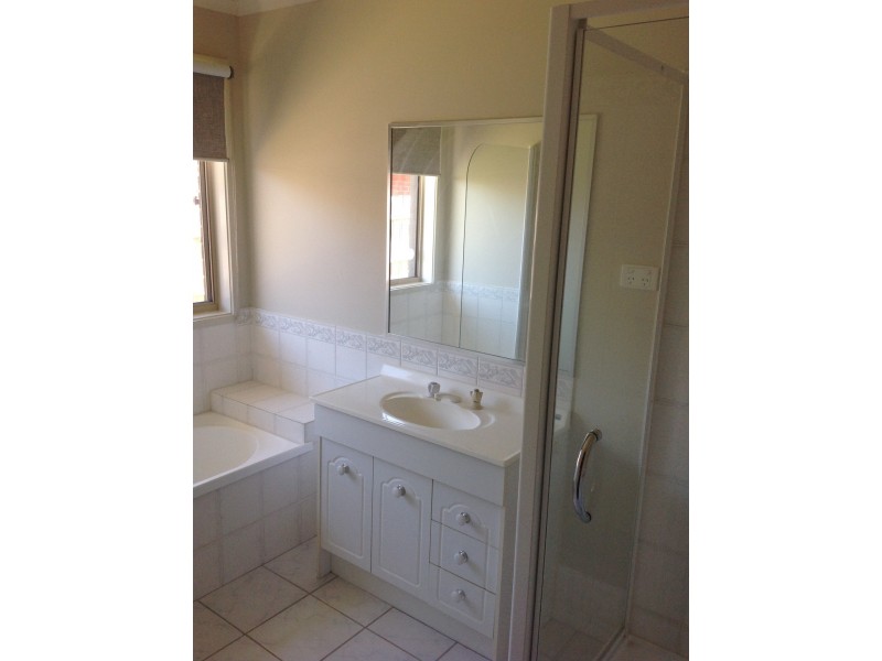 21 Jessie Street, Cranbourne North VIC 3977