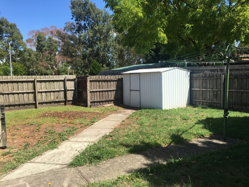 1 Fosters Court, Cranbourne VIC 3977