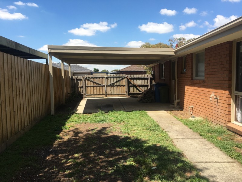 1 Fosters Court, Cranbourne VIC 3977