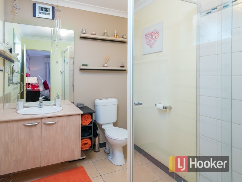 2 Suffolk Court, Cranbourne North VIC 3977