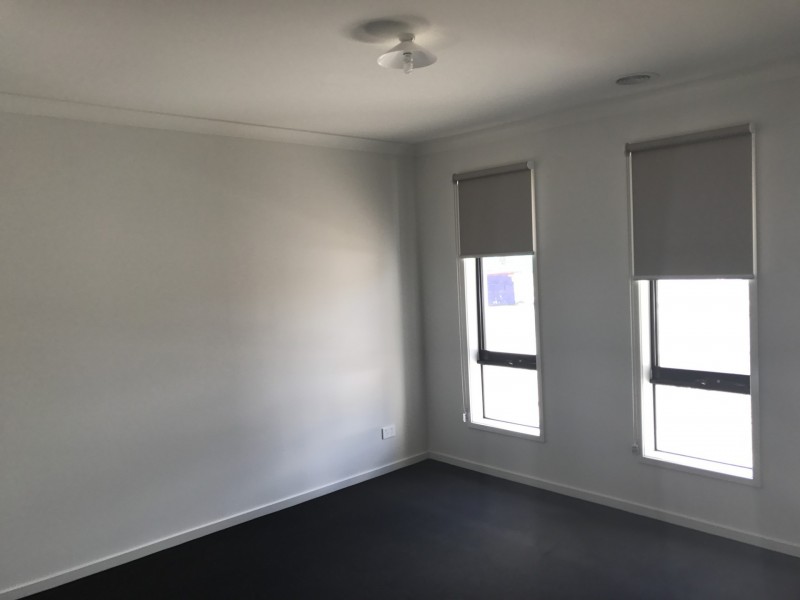 10 Wendy Way, Pakenham VIC 3810