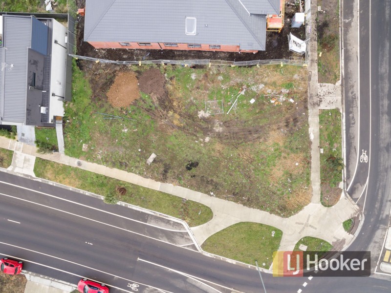 31 Eliburn Drive, Cranbourne East VIC 3977