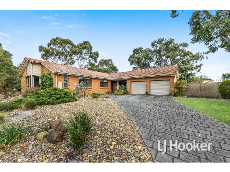 1 Connie Court, Cranbourne VIC 3977