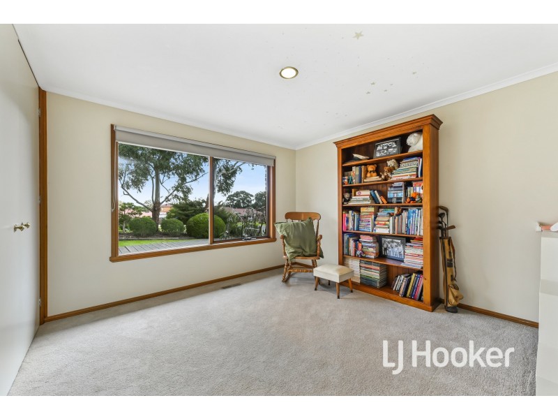 1 Connie Court, Cranbourne VIC 3977