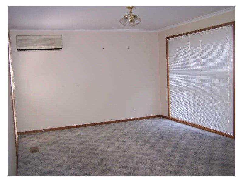48 Lawless Drive, Cranbourne VIC 3977