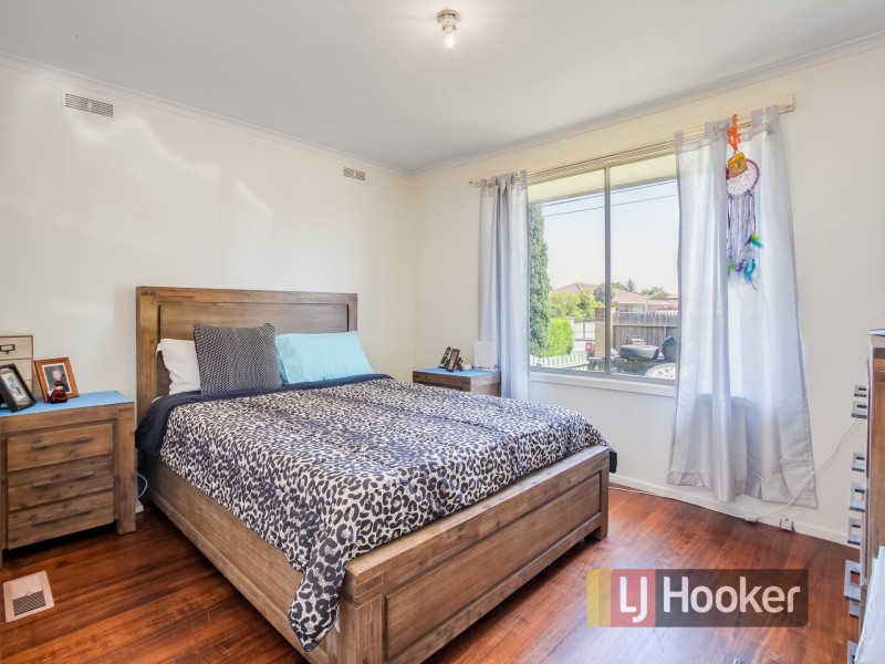 12 Burraneer Drive, Keysborough VIC 3173