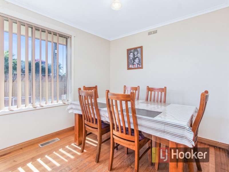 12 Burraneer Drive, Keysborough VIC 3173
