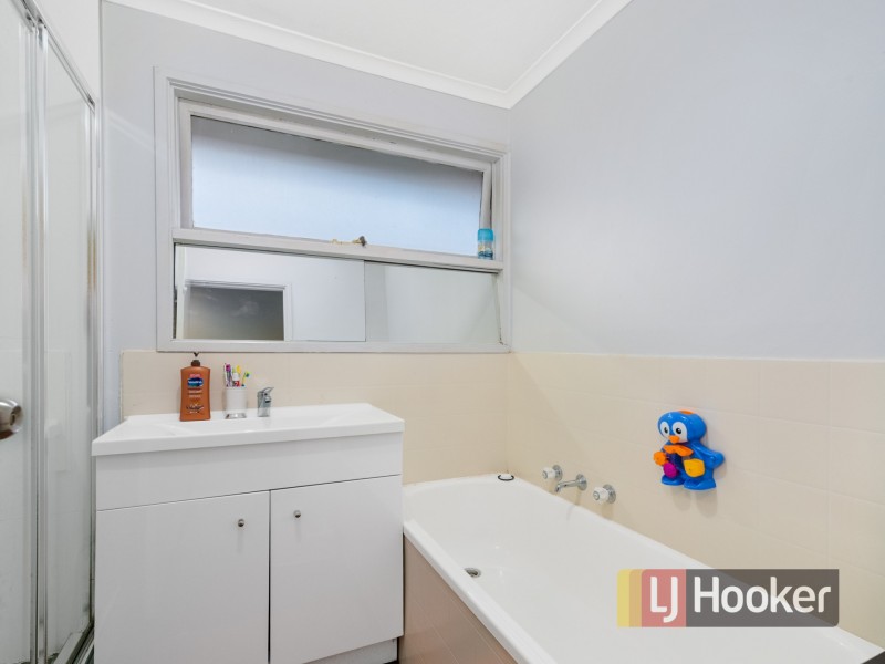 15 Bourke road, Cranbourne VIC 3977