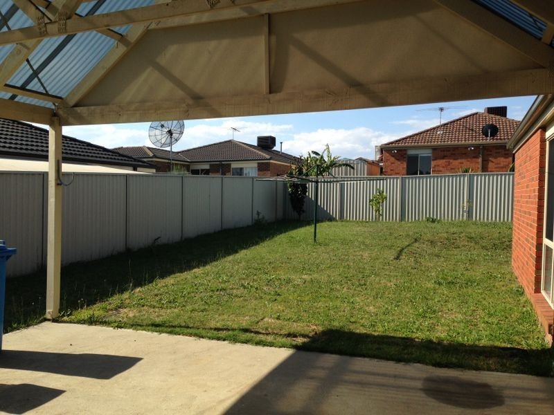 15 Butterfield Place, Cranbourne VIC 3977