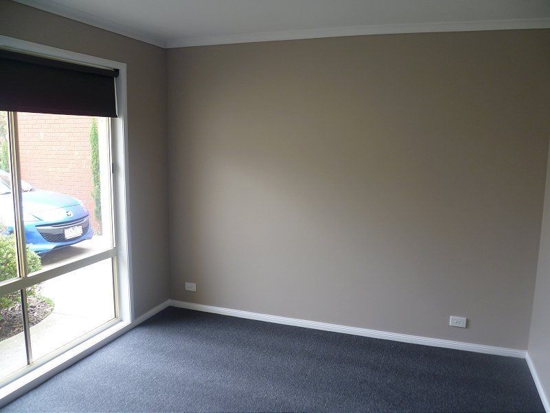 56 Bernborough Ave, Cranbourne VIC 3977