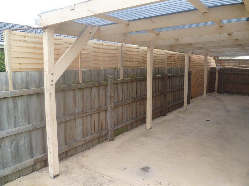 56 Bernborough Ave, Cranbourne VIC 3977