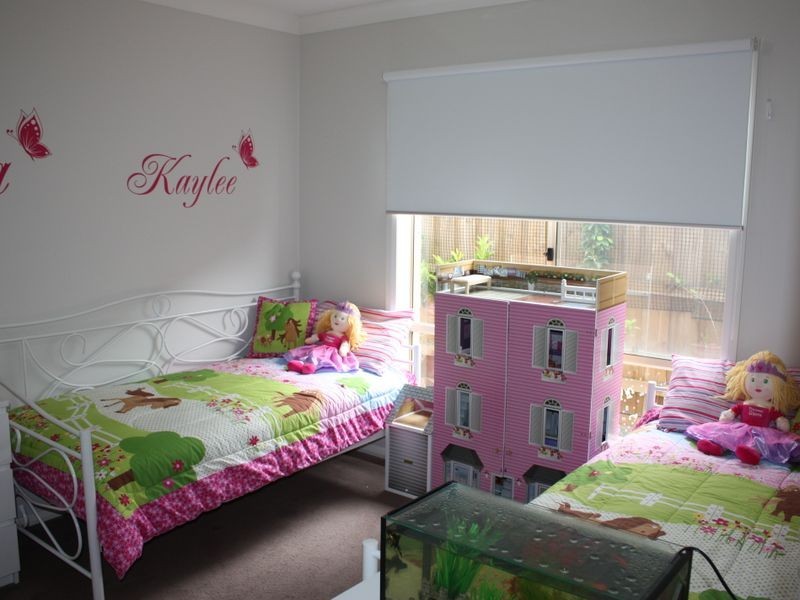 43 John Russell Road, Cranbourne VIC 3977