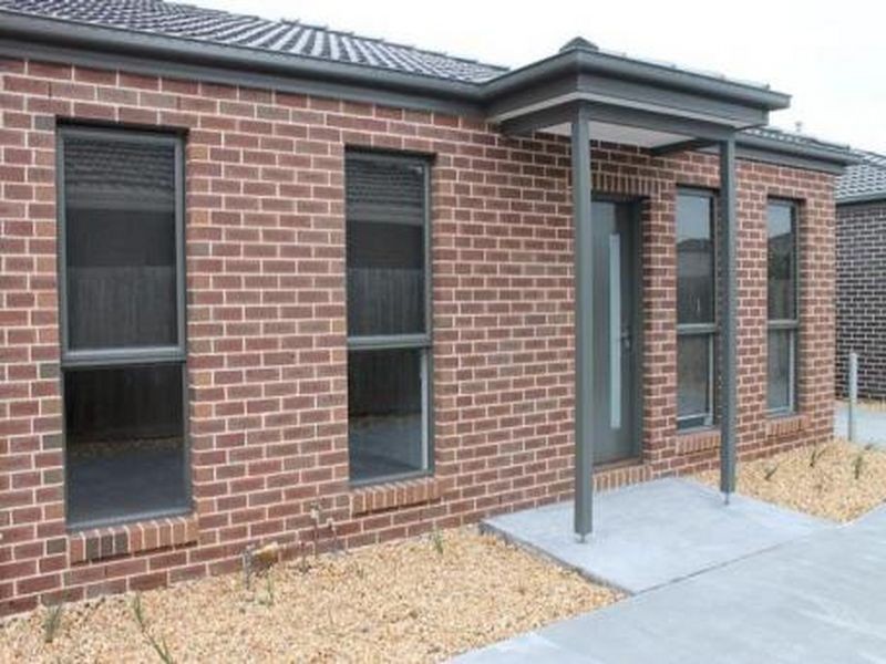 3/36 Codrington Street, Cranbourne VIC 3977