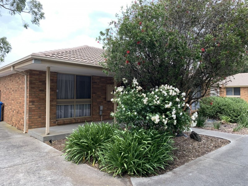 2/33 Rouse Street, Cranbourne VIC 3977